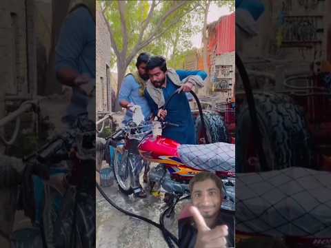 khaizar omer petrol ki Tanki mein Pani Bhar Diya bike kharab #trending
