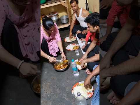 সবার মাঝখানে কি একটা কান্ড হয়ে গেল 🤣 #shortvideo #youtubeshorts #comedy #shortsviral #funnyvideo