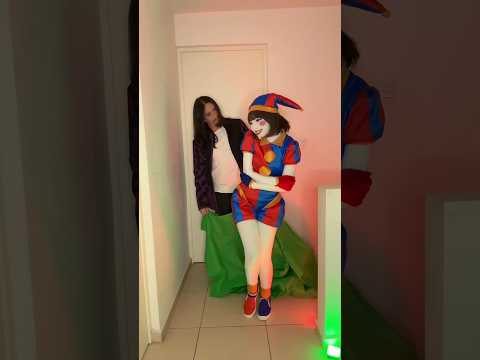 Pomni bailando cumbia pero con pantalla verde! #cosplay #pomni #digitalcircus