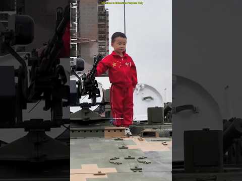 Army Put Boy on Tank and Took His Photo