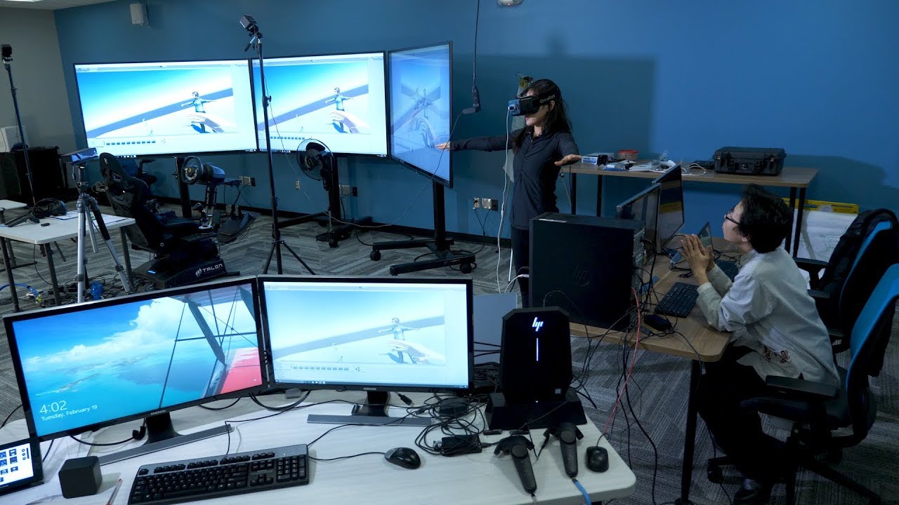 Virtual Reality Lab: Exploring New Frontiers of Technology