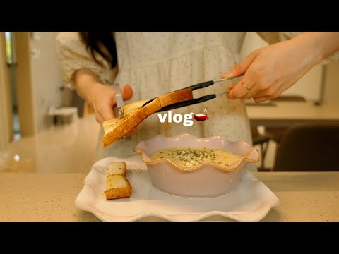 vlog | 🏠 이사한 집에서 보내는 일상, 가구 구경, 마트에서 장보고 옥수수스프, 캘리포니아롤, 얼음동동 메밀소바