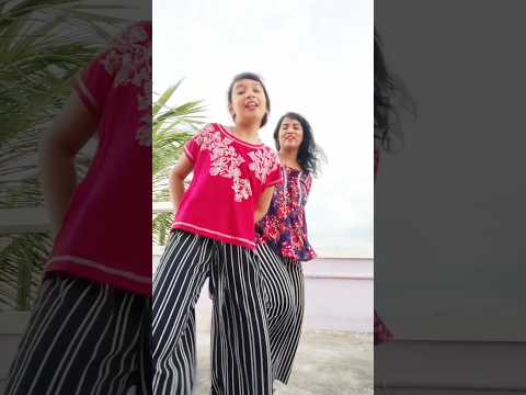do char kadam pe#motherdaughterdance#yt#ytshorts#youtubeshorts#trending#dance#viralvideo#viralshorts
