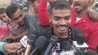मीडिया वालों ने घेर लिया#maltichauhan