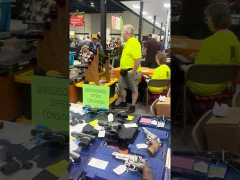 Check out the Tampa Florida gun show #guns #pewpew #military #shoot #trending