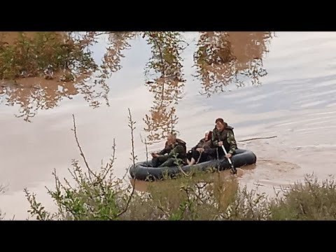 Δραματικές προσπάθειες απεγκλωβισμού από τα χωριά της Θεσσαλίας…