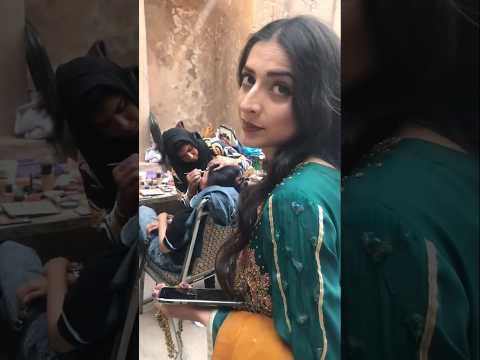 Girl Smoking  in Lahore Fort #viral #trending #shorts #fashion  #badshahimasjid