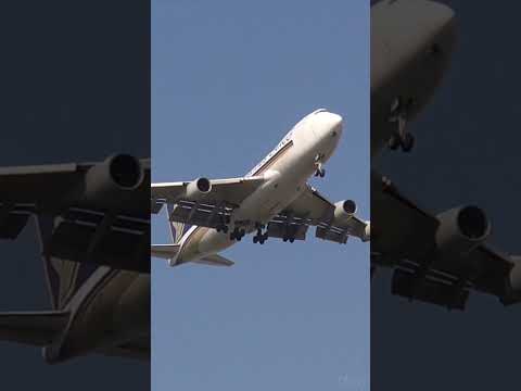 Singapore Airline B747 approaching Suvarnabhumi Airport.
