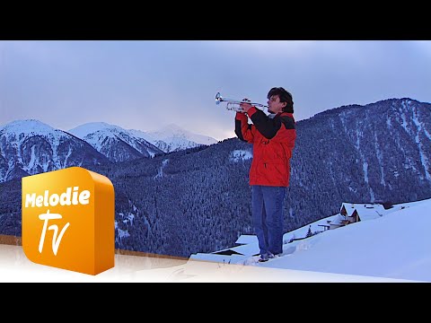 Orig. Südtiroler Spitzbuam - Es ist Weihnacht in den Bergen (Offizielles Musikvideo)