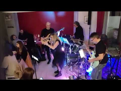 ESSENZA_Negramaro Tribute