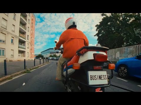 Yamê - Business (Visualizer)