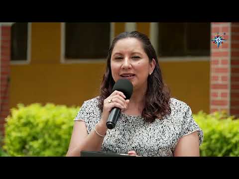 Dios sana mis heridas. | Yo soy el camino