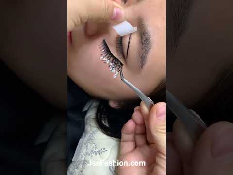 Eyelash extension