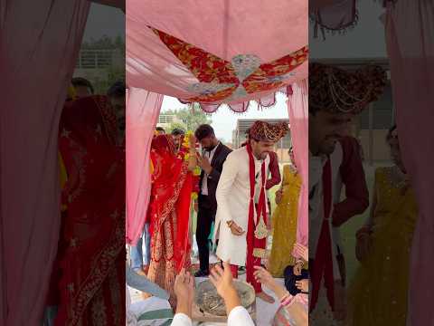 बुलेट के चक्कर में स्पलेंडर भी गईं 🤣