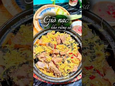 Giò nạc kho riềng sả.#food #cooking #shortvideo #viralvideo #thichnauan #batythovaobep #khosa