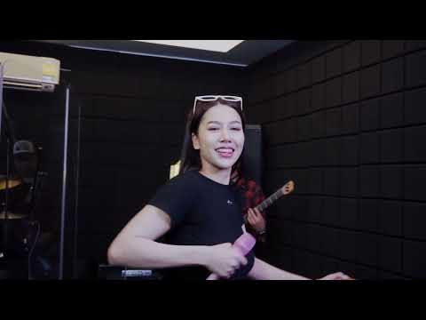 แนน อลีส - เมดเลย์ลูกทุ่งมันส์ ๆ [ Live Session ]