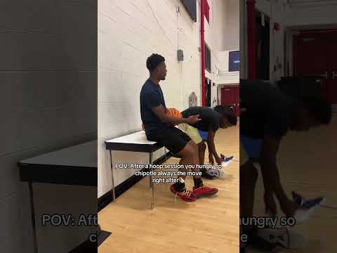 Be Really Hungry😂#basketball #hoopsession #hoopers #relatable #chipotle #shorts #fypシ #viralshorts