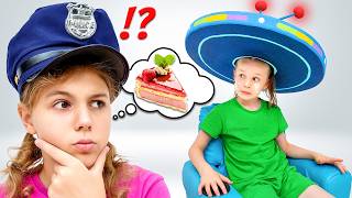 Who Ate The Cake? 🍰😨 Lie Detector Hat 