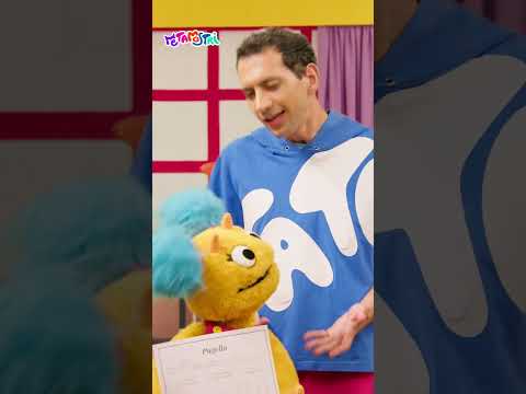 KIKA HA TROVATO LA PAGELLA DI TATA 📚✨ LEGGIAMOLA INSIEME! E TU, COME TE LA CAVI A SCUOLA? 😜