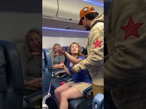 racist karen on plane!