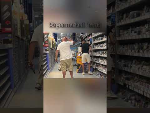 Supermarket prank #funnyshorts #funny #haaha #funnyprank #surpermarket