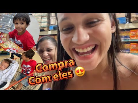 Compras no atacado com meus dois filhos