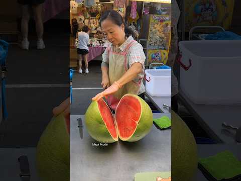 Amazing! Taiwanese Giant Watermelon Juice - Fruit Cutting Skills