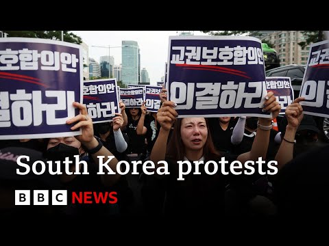 South Korea teachers protest parent bullying after recent suicide case - BBC News