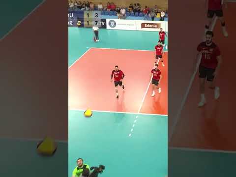 Unbelievable save! #volleyball #europeanvolleyball