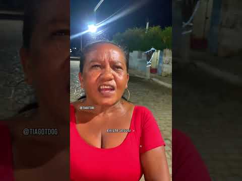 Dona Dalva o filho do prefeito quer conhecer o papai noel #donadalva #humor #comedia #risos