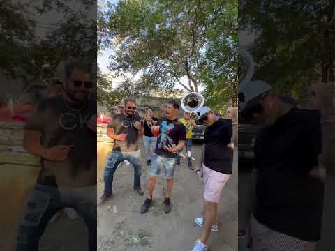 Me Salió Barato - Gvano & La Inolvidable