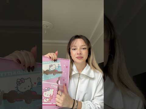 Sheglam advent calendar gibi kutu yapmis yine 🎀 #hellokitty #adventcalendar #unboxing #sürpriz