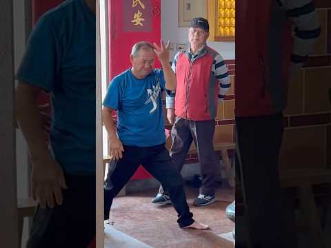 歲次乙巳金門114年/農曆九月十日/青嶼金山道殿醮慶/起乩/鎮五方