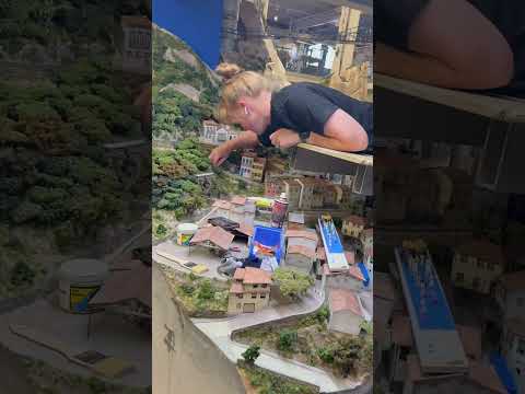 Taking model building to the next level 😂 #model #miniature #modelbuilding