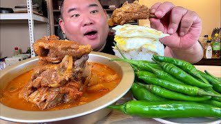 갈비김치찜에 3라이 고봉밥 + 땡초와 왕고추 반찬이 필요없는 부드러운 김치찜 먹방 MUKBANG