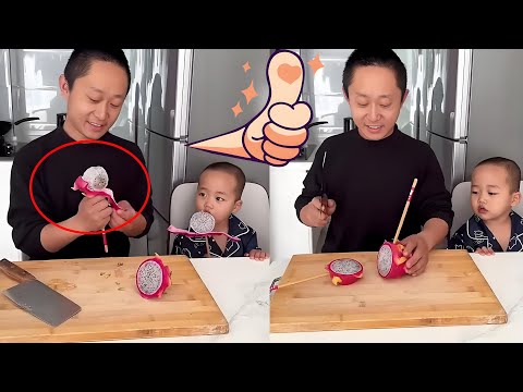 爸爸自制火龙果棒棒糖！儿子吃的喷香，还得是爸爸厉害啊！#Cute baby#Cute#呆萌小米宝#聪明宝宝#萌娃#整蛊#测试