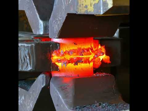 68 Year of Power -Insane Anchor Chain Forging Process St