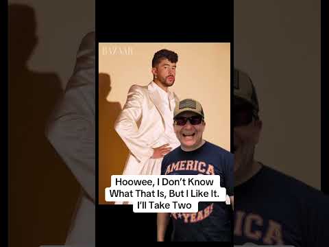 Hoowee, I Don’t Know What That Is, But I Like It. I’ll Take Two #gyp #badbunny #art