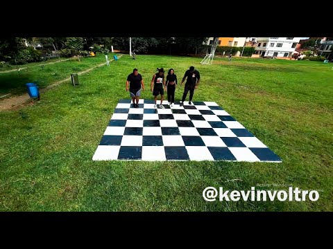 LOS JUEGOS DE LUCRECIA - Kevin Voltro