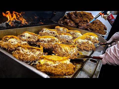 한달 4만개 완판 고기폭탄 타코집? 역대급 퀄리티! 8시간 숙성 치즈 비리아 타코 Cheese Birria Tacos - Korean street food