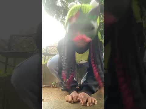 ⓌⒽⒺⓃ ⓉⒽⒺ Ⓜ︎ⓄⓄⓃ ⒸⓄⓂ︎ⒺⓈ ⓊⓅ~....