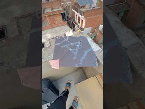 Bhai ki patang <strong>tod</strong> li 😅🤣🪁#kite #kiteflying #patang #patangbazi