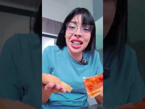 PROBANDO EL SANDIWCH DE CREMA DE MANÍ Y JALEA