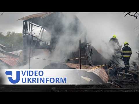Будинок у вогні після атаки рф! Що відбувається у Дарницькому районі Києва?