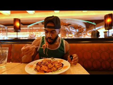 Does Eating Inside Cheesecake Factory Make A Difference?