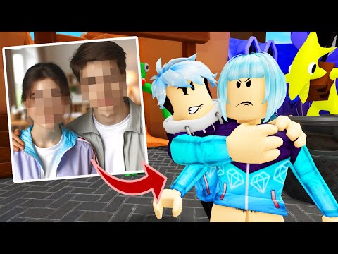 me enfrento a mi hermana en RAINBOW FRIENDS *el que pierde muestra su cara* 😰