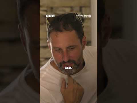 A DIY lesson from Alan Carr - BBC