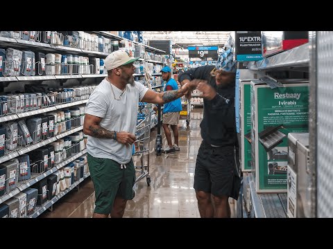 Aggressively Farting on Strangers Prank!