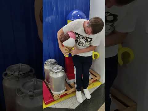 Очень большое мороженое #маманеразрешает #юмор #пашачто