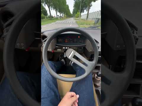 DIRAVI powersteering, Citroens hydro-wizardry steering, ahead of its time.